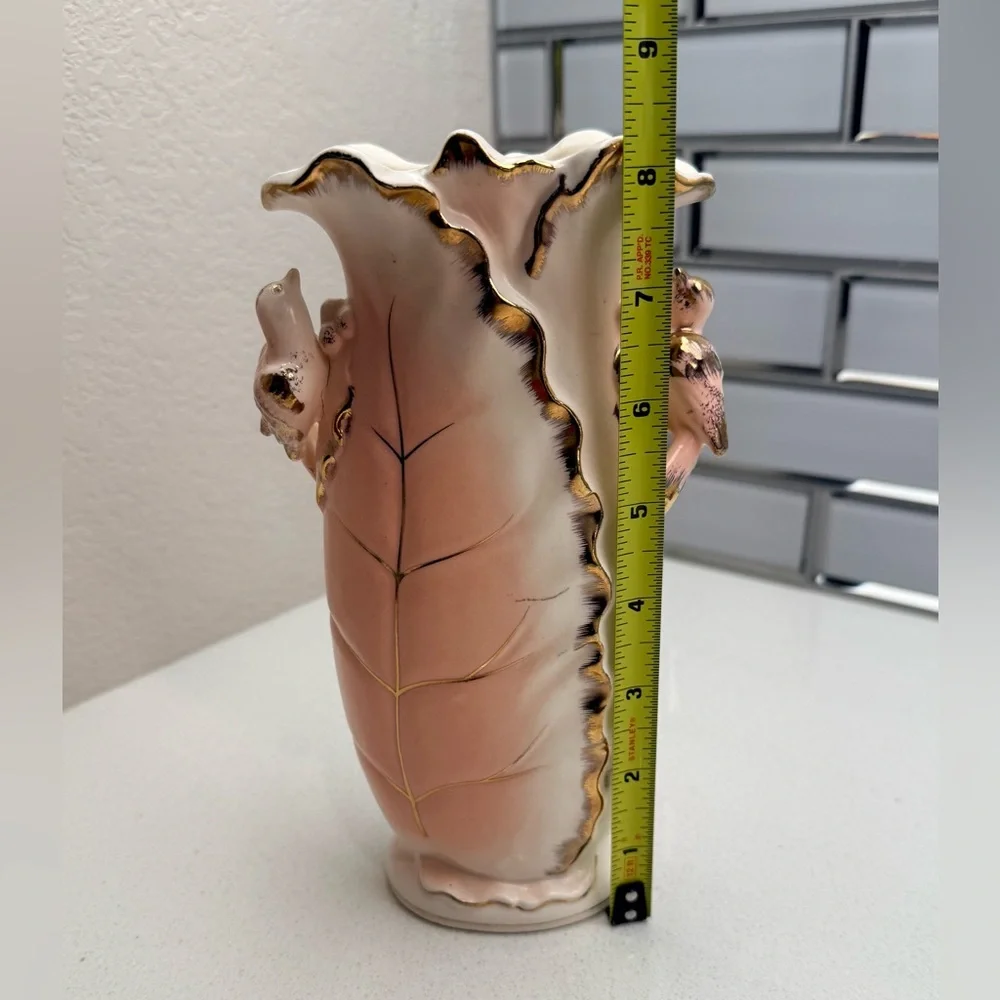 Vintage Pink and Gold Leaf-Detail Porcelain Vase Birds 1950s 1960s Mid-Century